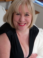 Hot euro mature in black stockings