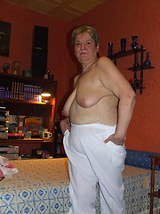 This housewife loves showing off her assets